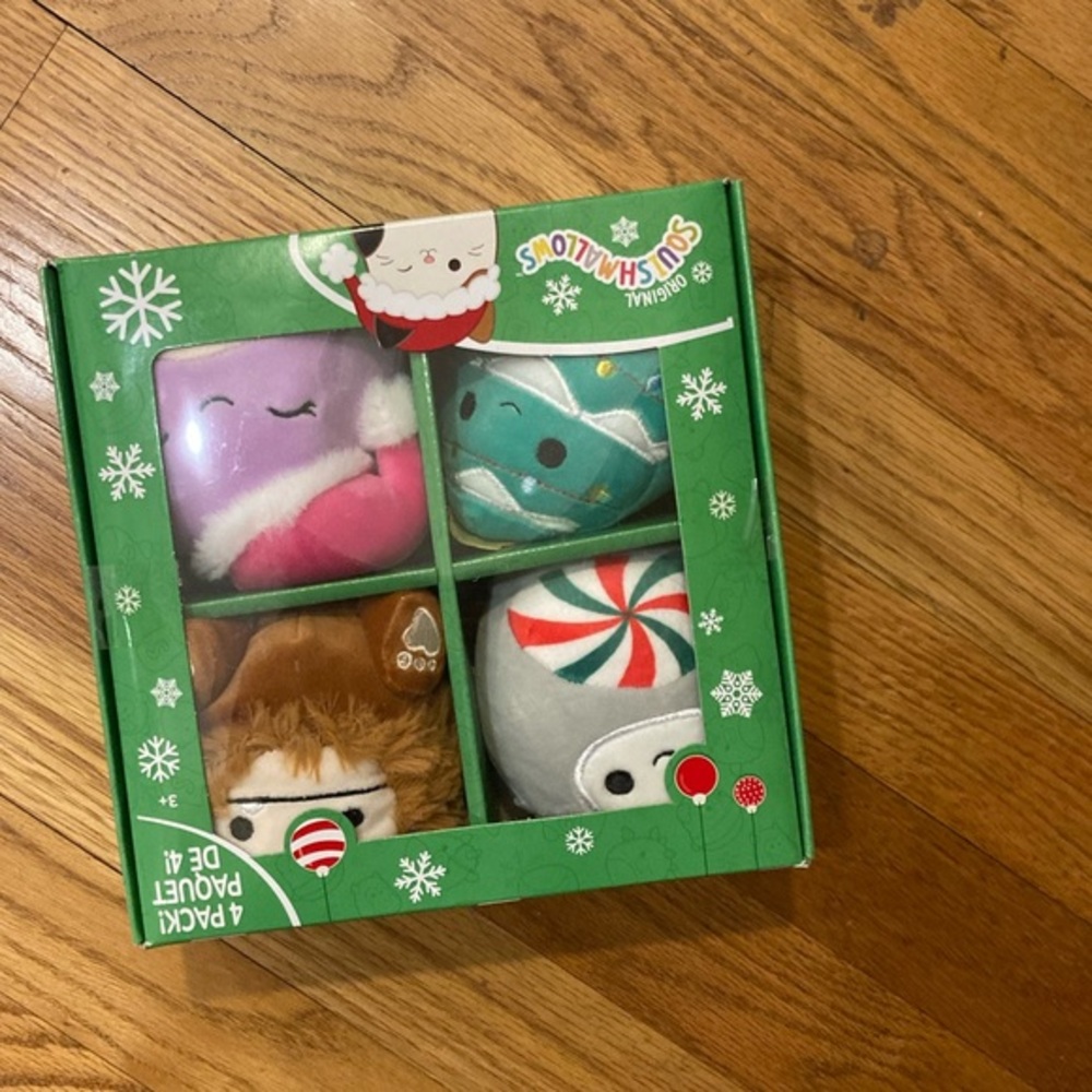 Squishmallows Christmas Collectible Set of 4  mini - Benny, Beula, Nissa, Johann